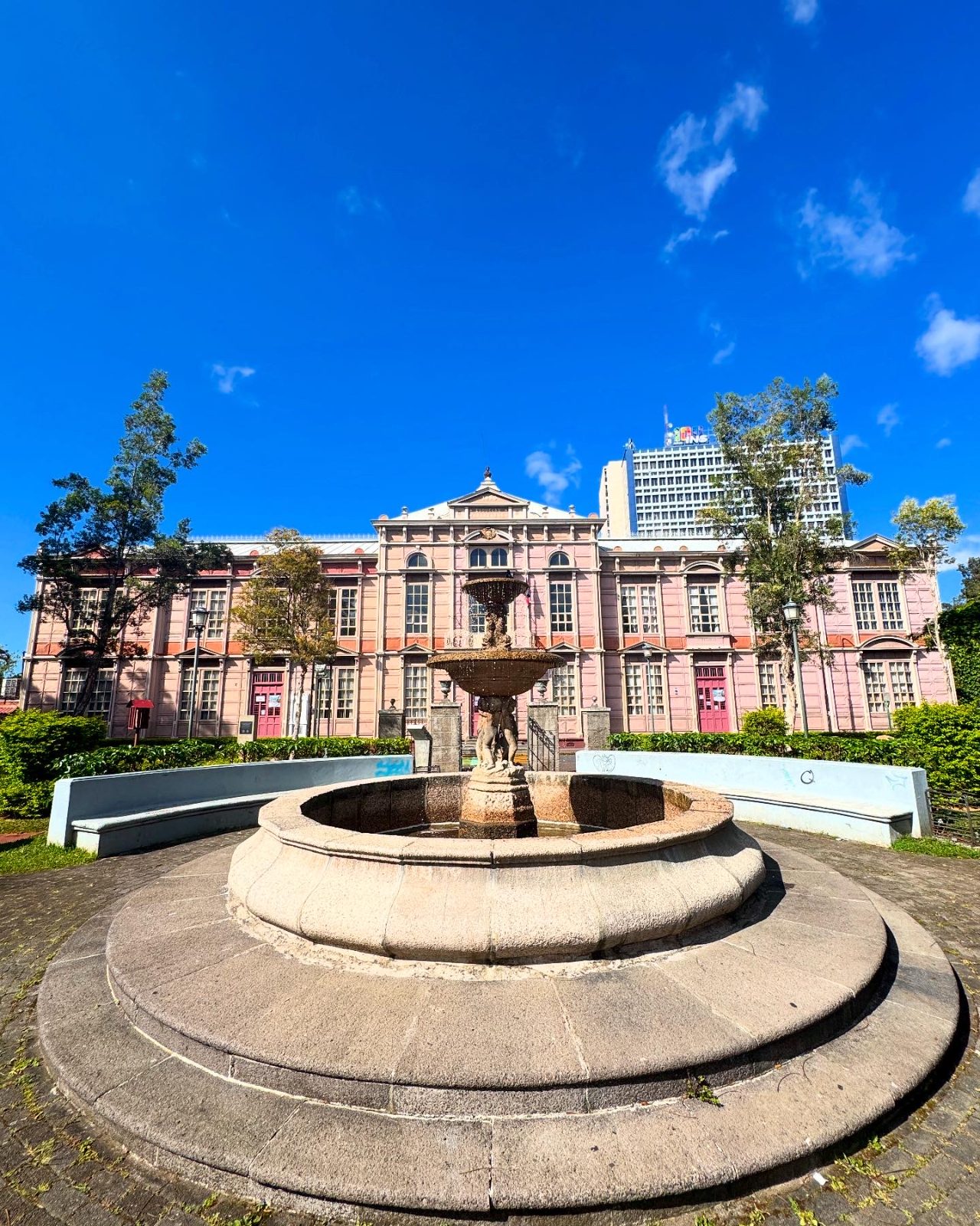 Escuelas Graduadas fountain