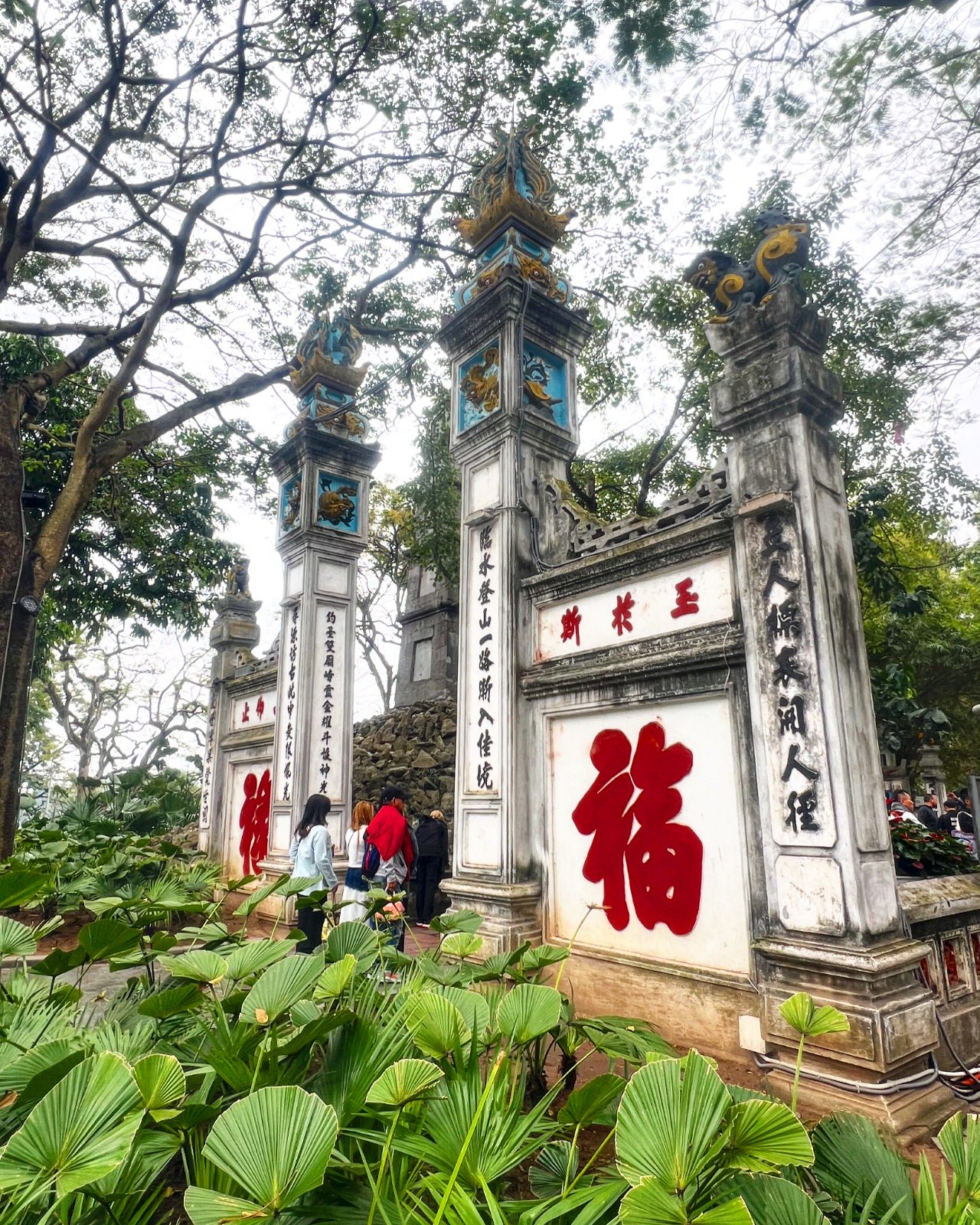 Tran Quoc Pagoda, West Lake