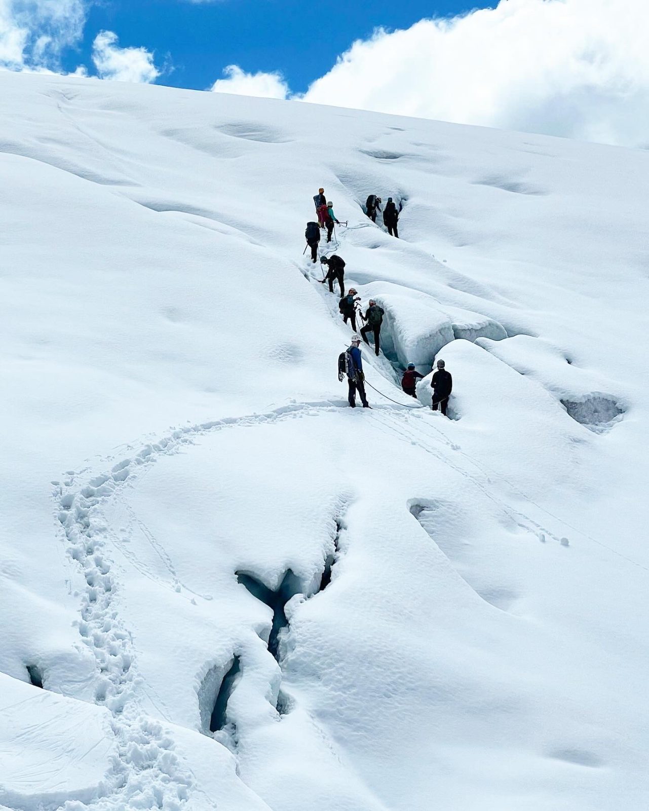 The rope line snaking up the glacier